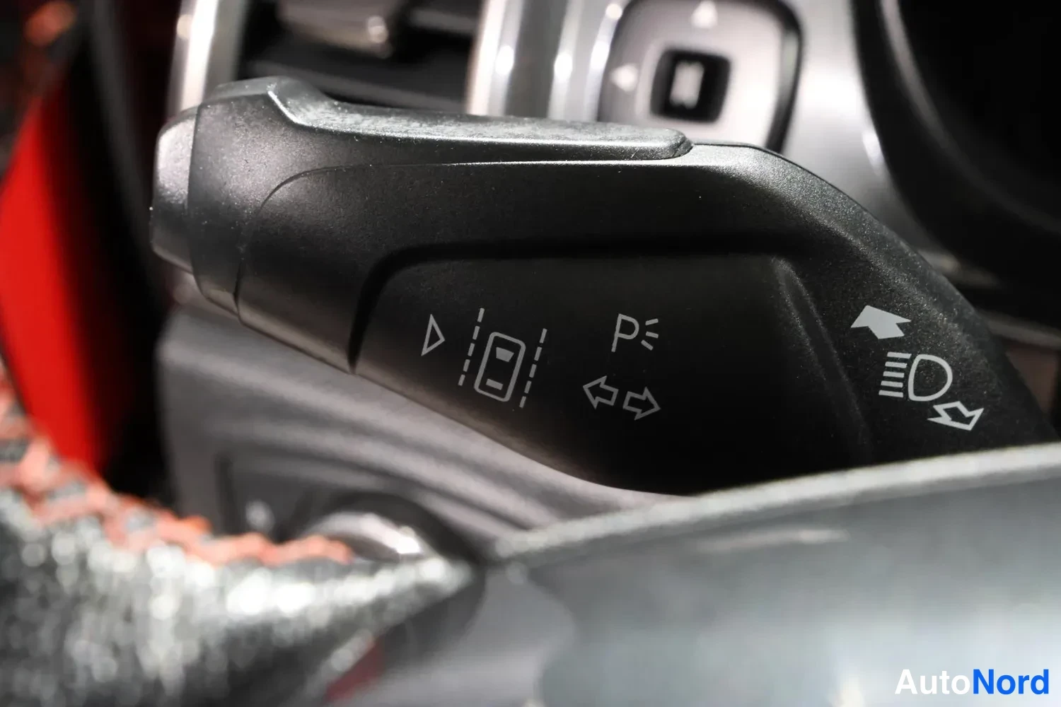 Punainen Ford Ranger 2022, yksityiskohta, kuva 21