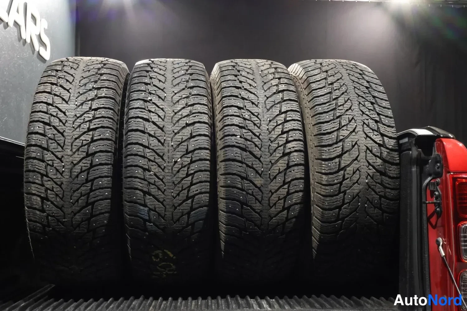 Punainen Ford Ranger 2022, yksityiskohta, kuva 16