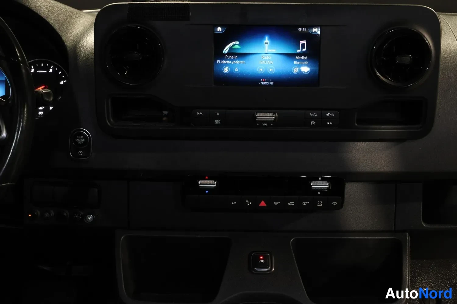 Musta Mercedes-Benz Sprinter 2021, yksityiskohta, kuva 25
