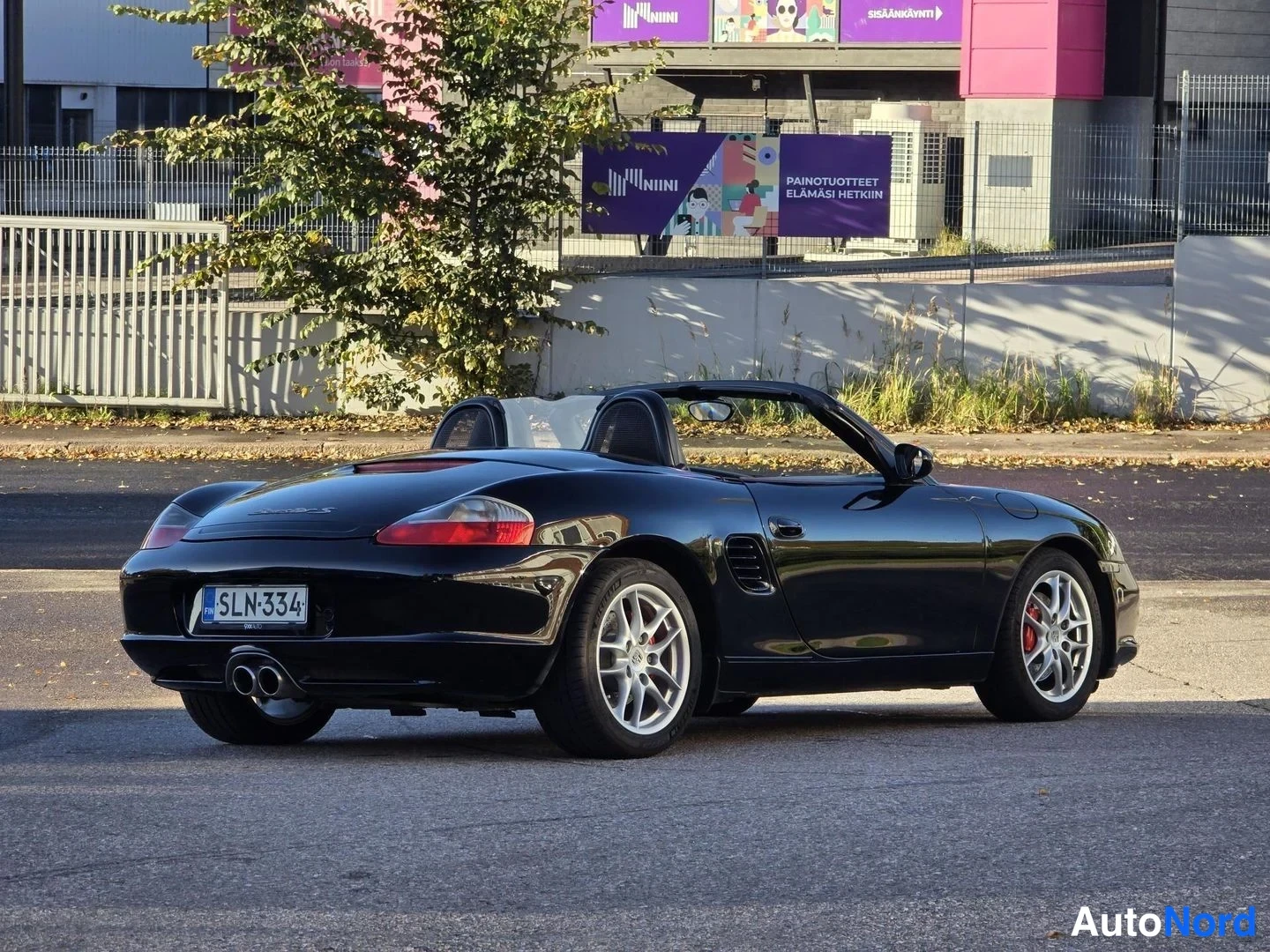 Musta Porsche Boxster S 2004, takaviisto, kuva 7