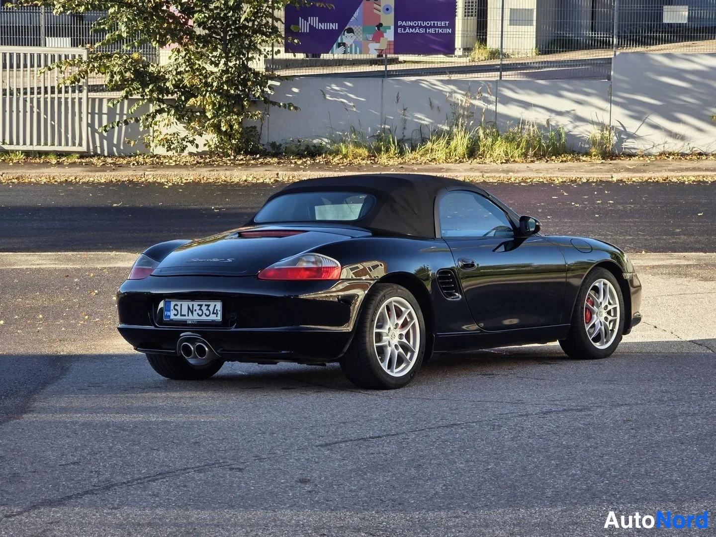 Musta Porsche Boxster S 2004, takaviisto, kuva 9