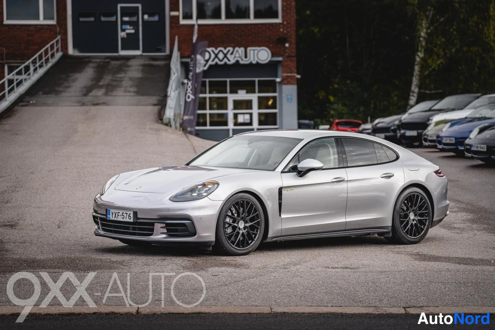 Porsche Panamera 4 E-Hybrid 2020