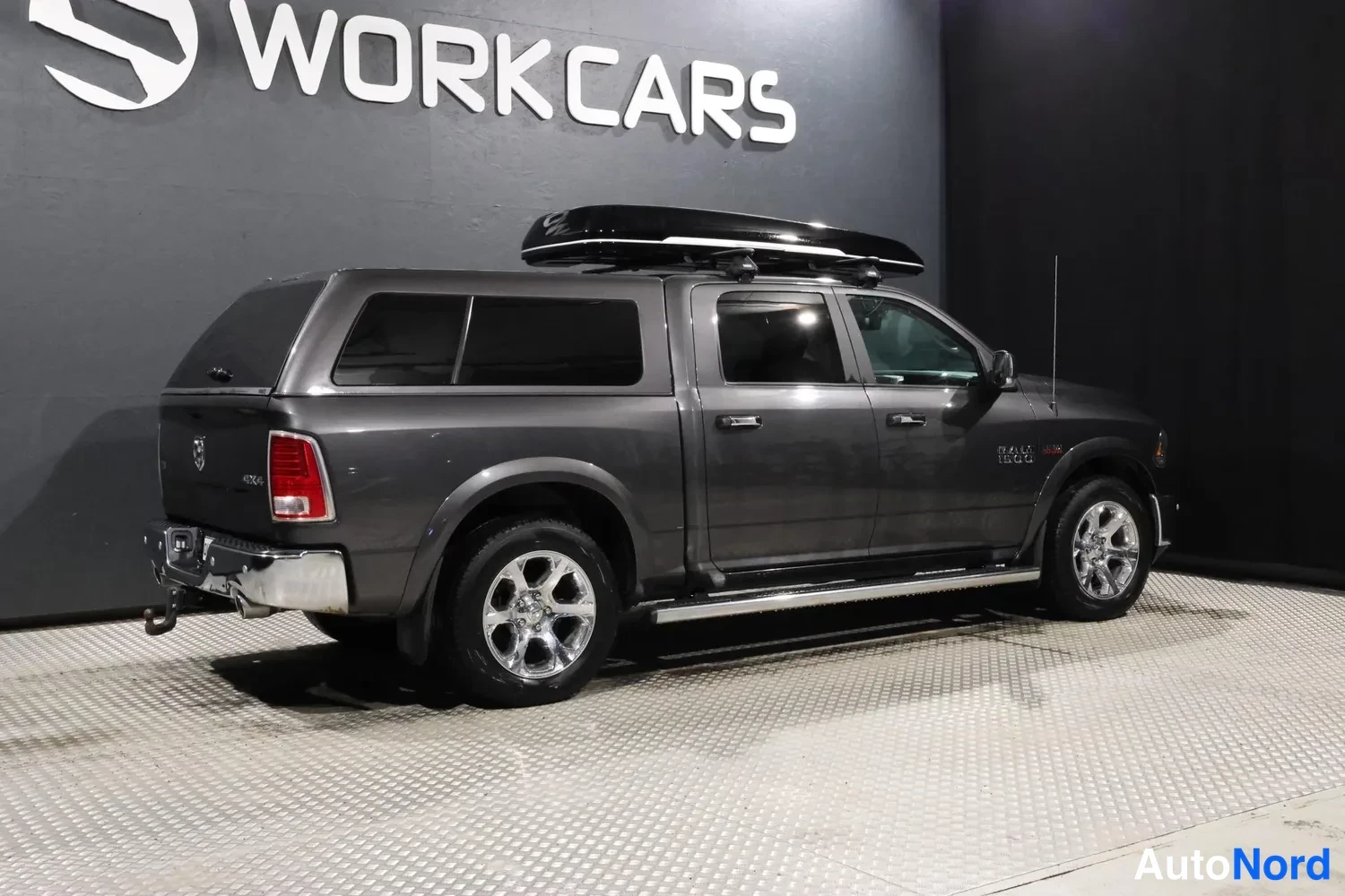 Harmaa Dodge Ram RAM 1500 2019, takaviisto, kuva 5