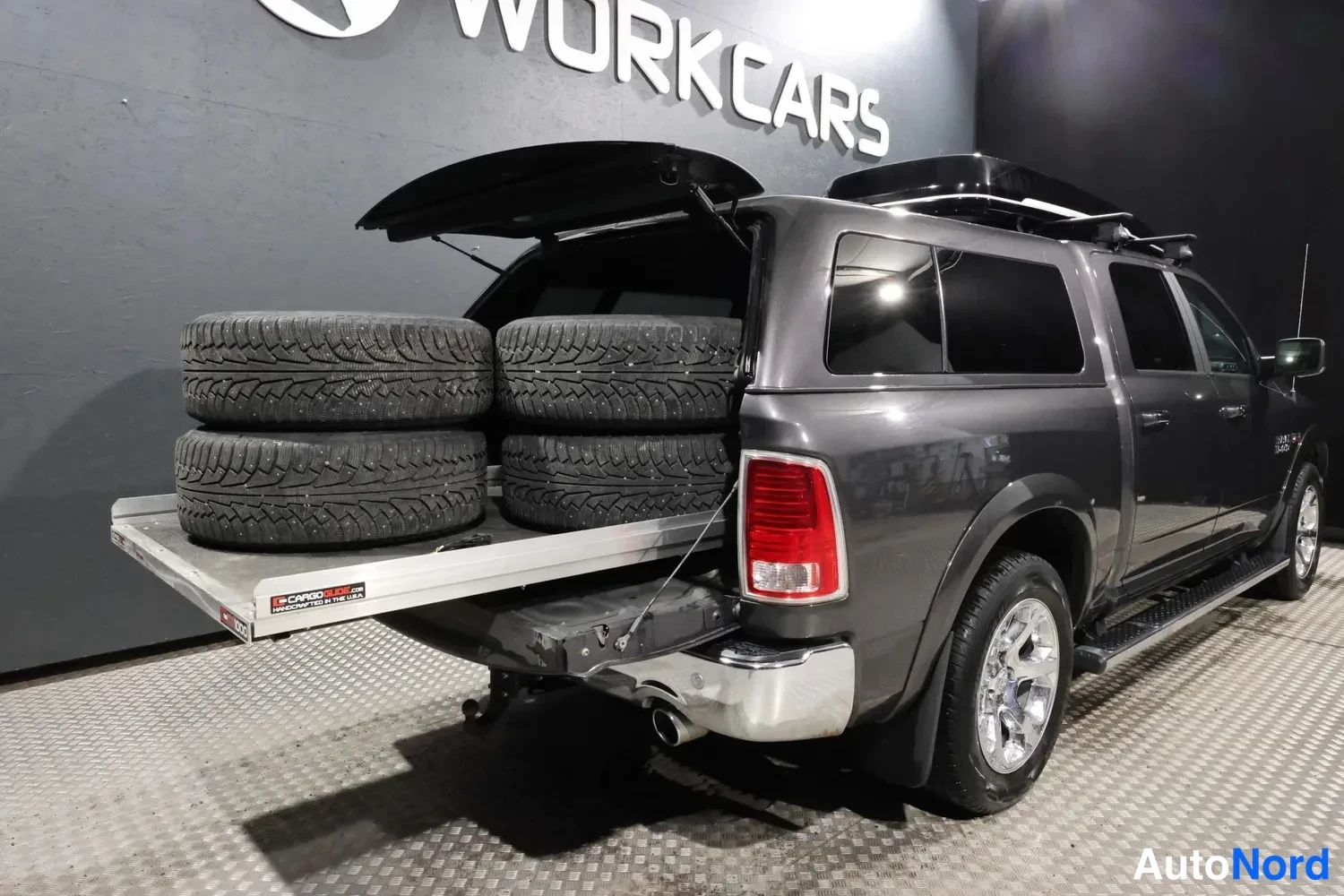 Harmaa Dodge Ram RAM 1500 2019, takaviisto, kuva 7