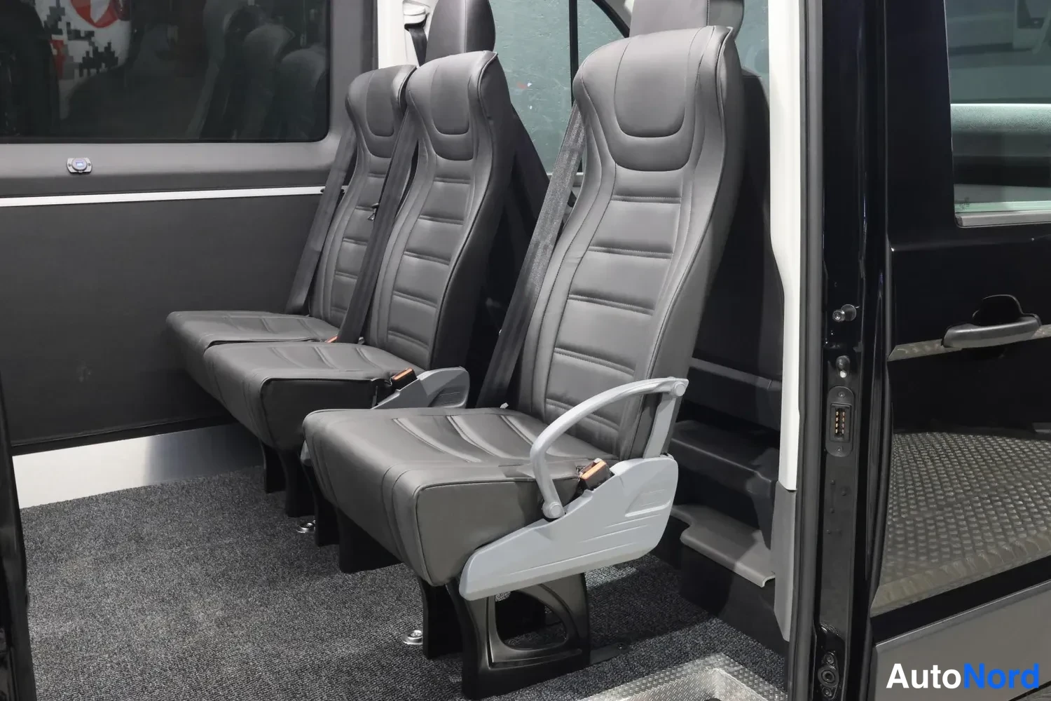 Black MAN TGE 2026, rear seats, photo 19