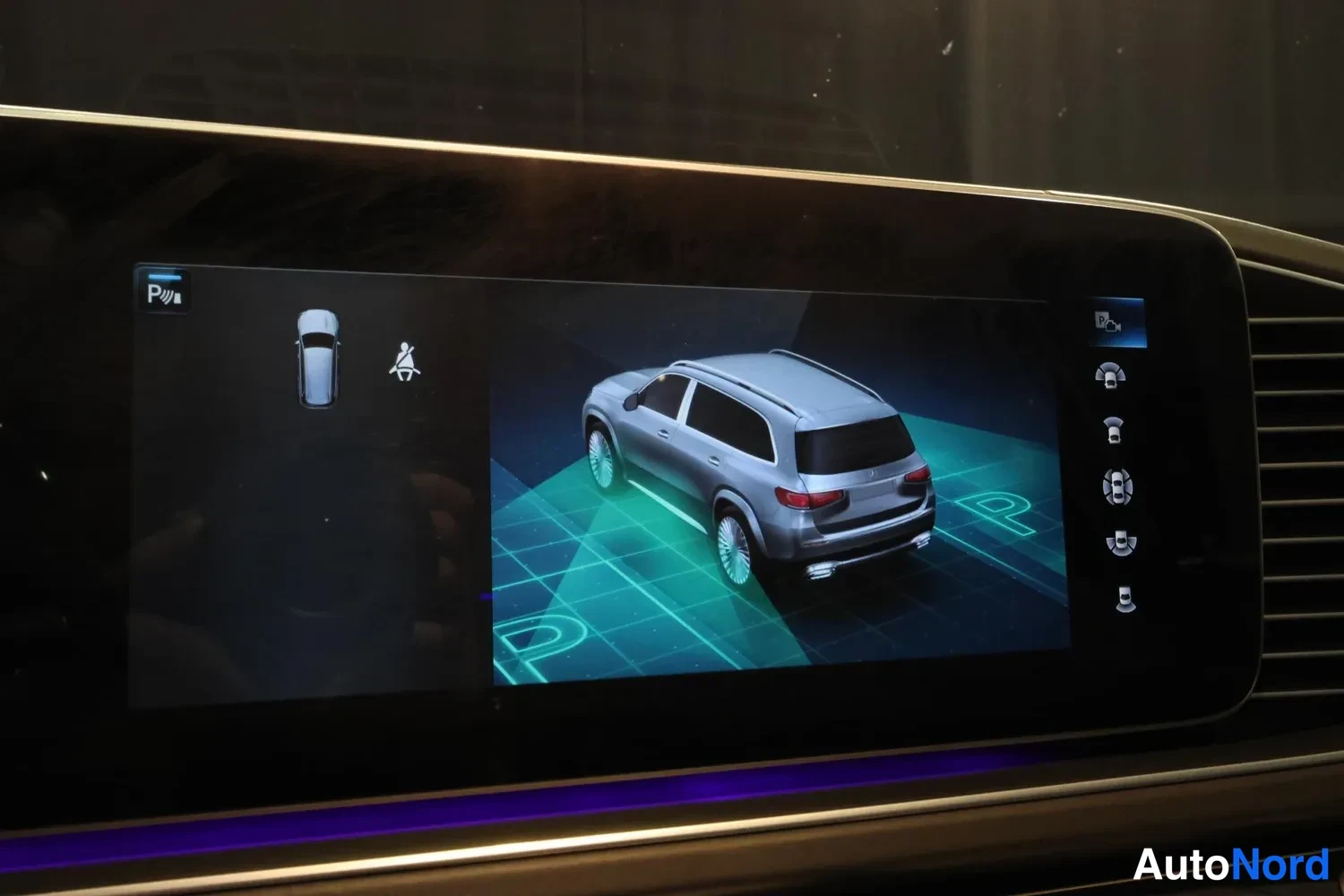 Musta Mercedes-Benz GLS 2023, kuva 36