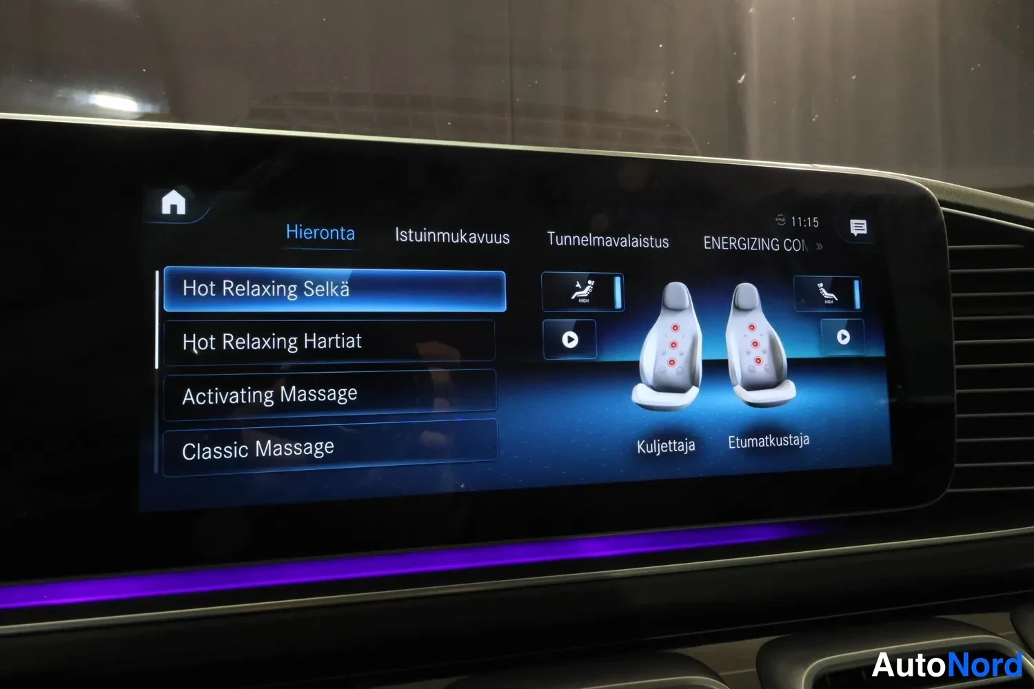 Musta Mercedes-Benz GLS 2023, yksityiskohta, kuva 27