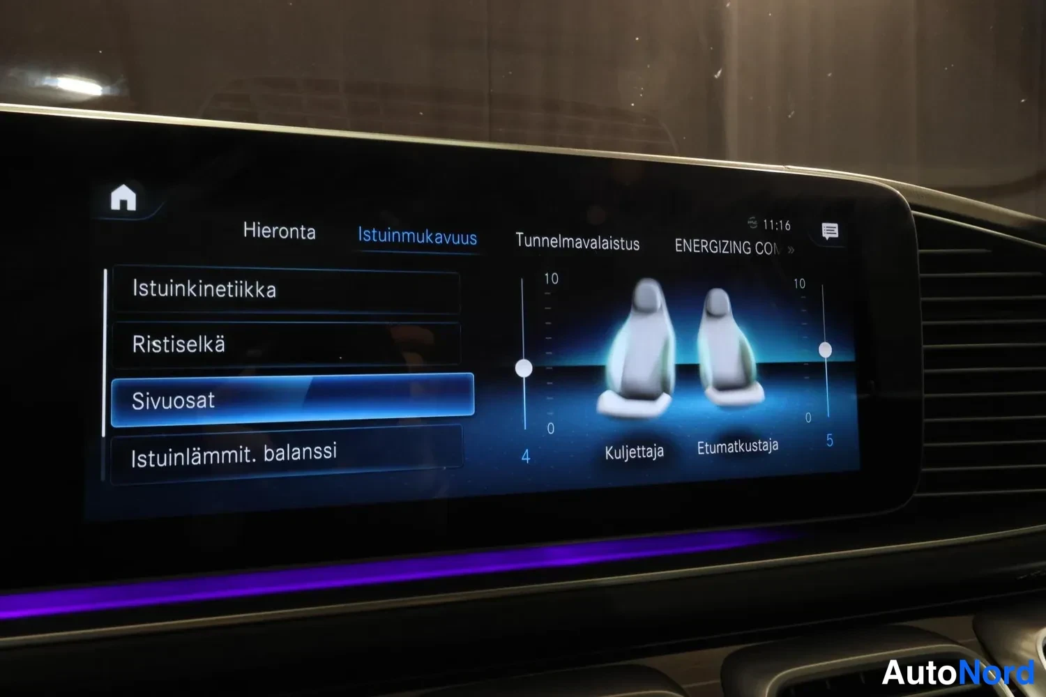 Musta Mercedes-Benz GLS 2023, yksityiskohta, kuva 31