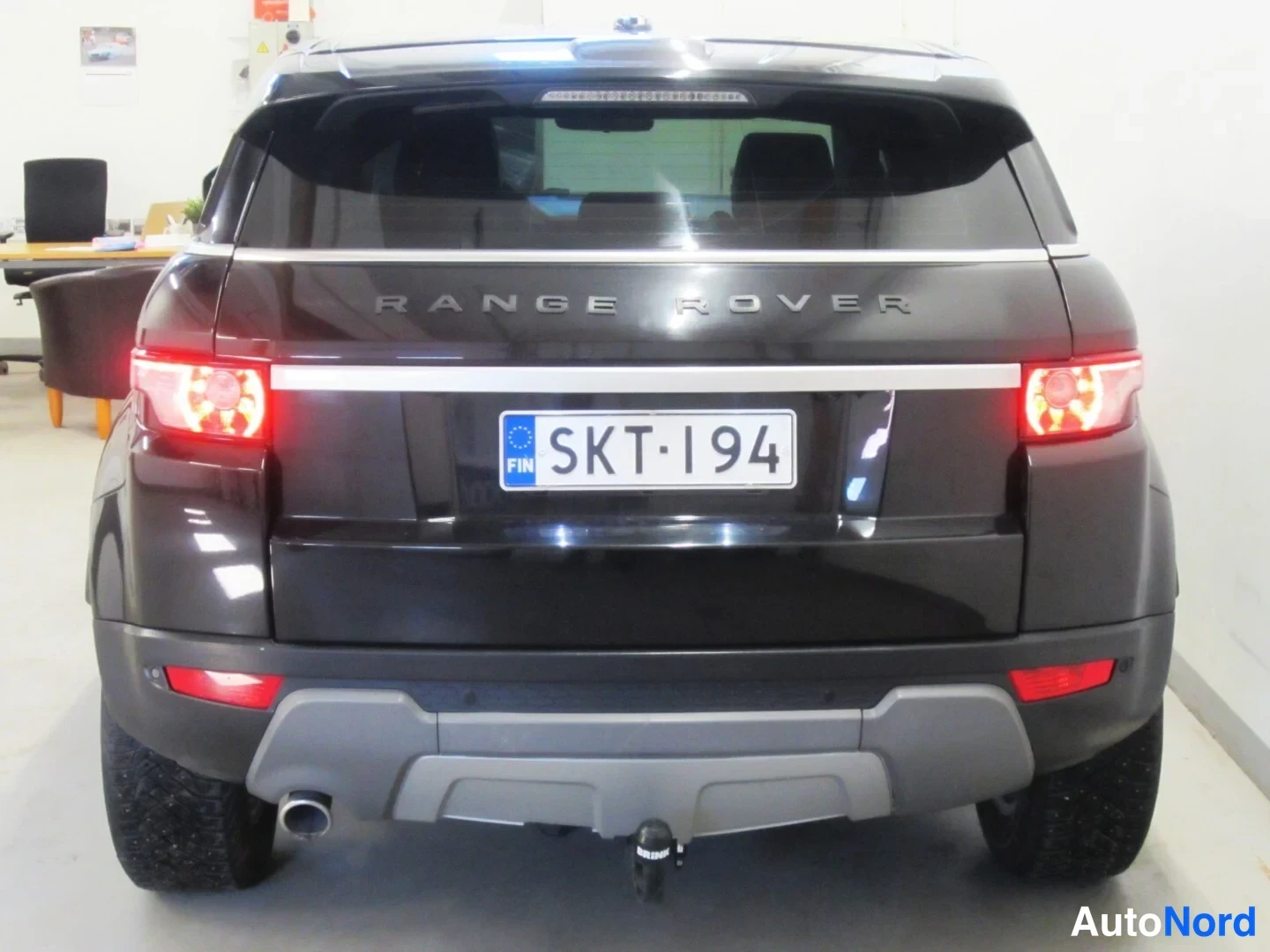 Musta Land Rover Range Rover Evoque 2012, takaa, kuva 8
