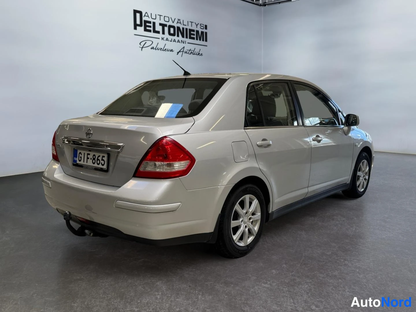 Hopea Nissan Tiida 2009, takaviisto, kuva 6
