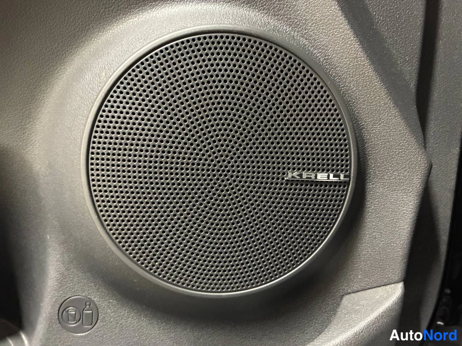 Musta Hyundai Kona Electric 2023, yksityiskohta, kuva 17