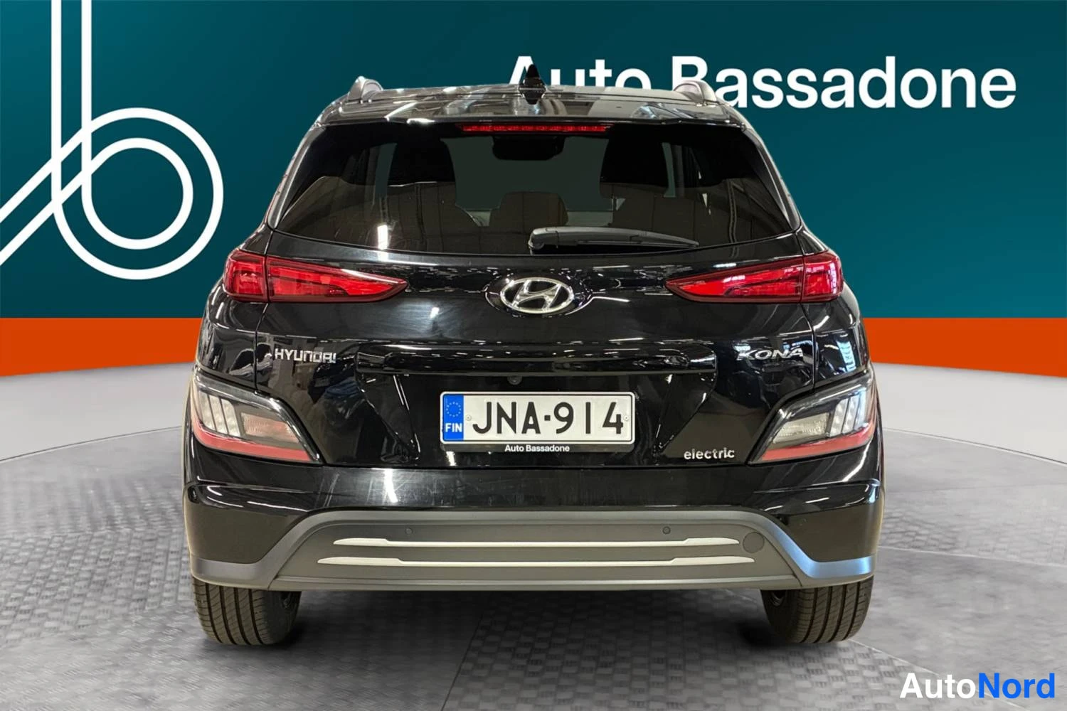 Musta Hyundai Kona Electric 2023, takaa, kuva 8