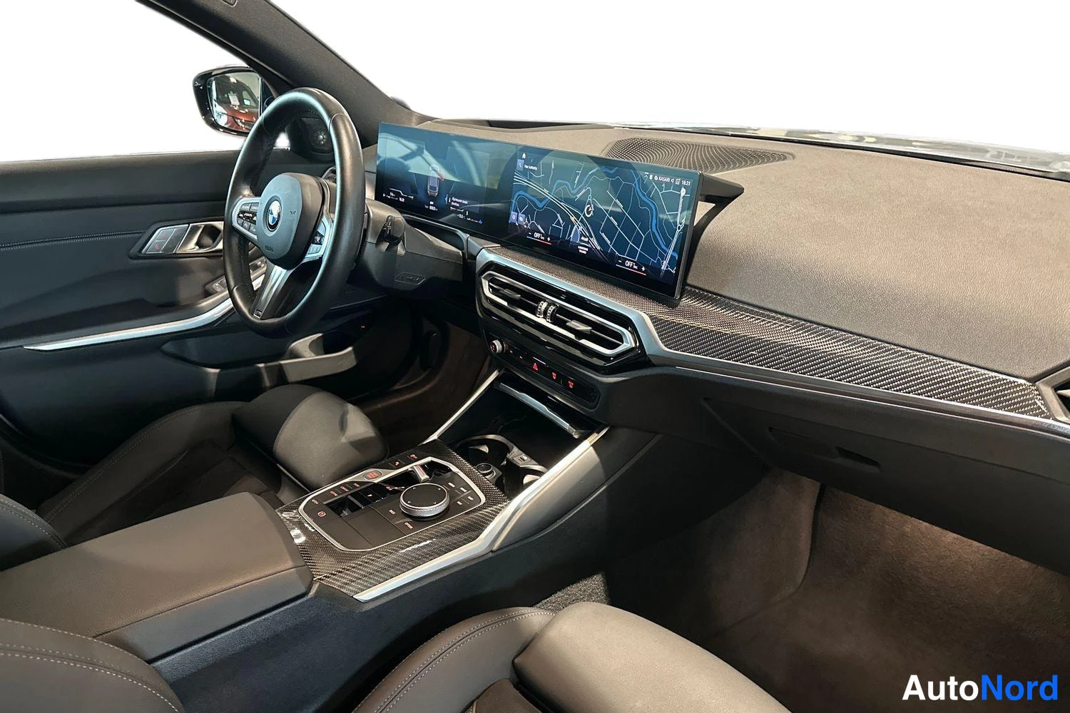 Hopea BMW M340i xDrive 2024, kuva 24