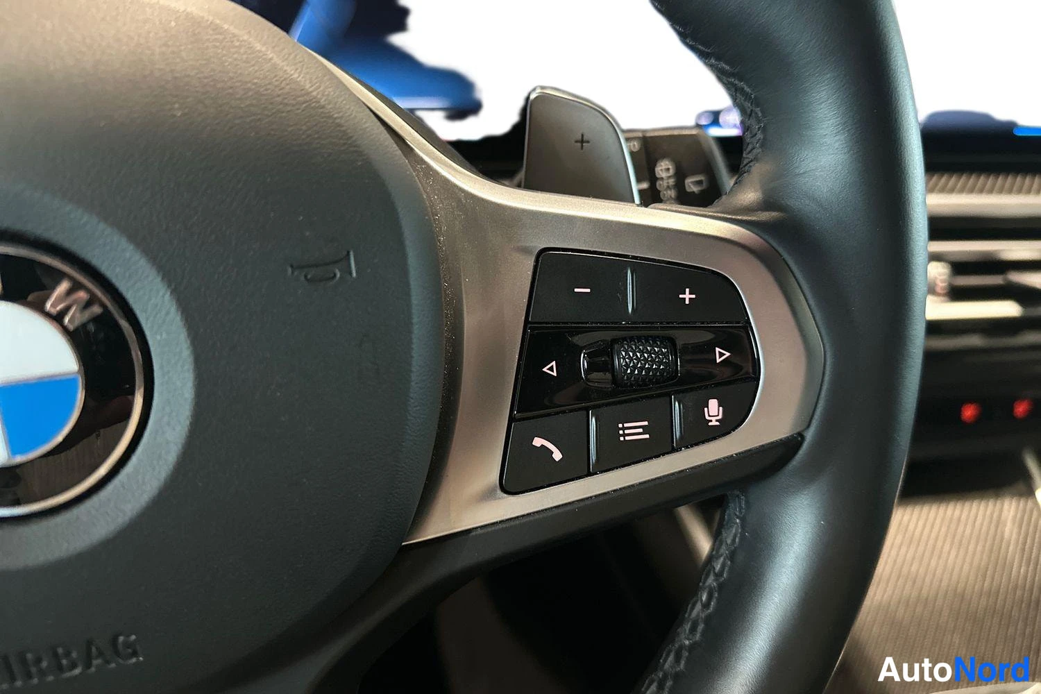 Hopea BMW M340i xDrive 2024, yksityiskohta, kuva 20