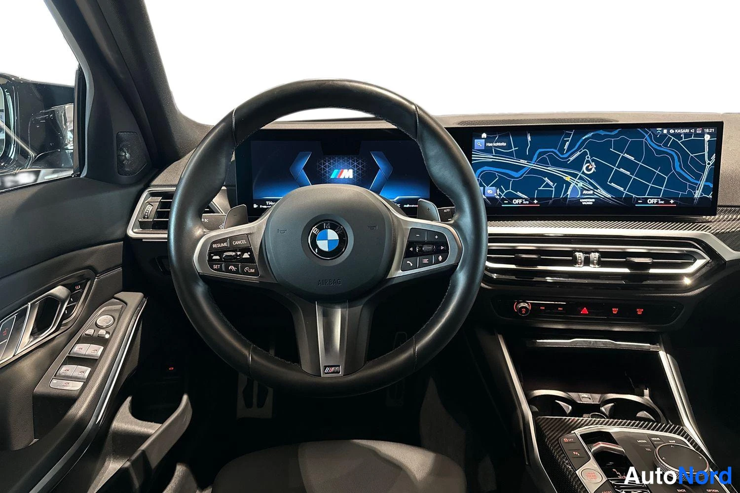 Hopea BMW M340i xDrive 2024, ohjaamo, kuva 7