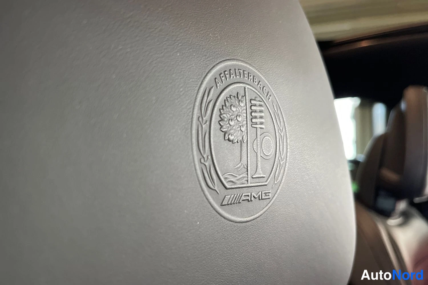 Harmaa Mercedes-Benz E 53 2024, yksityiskohta, kuva 26