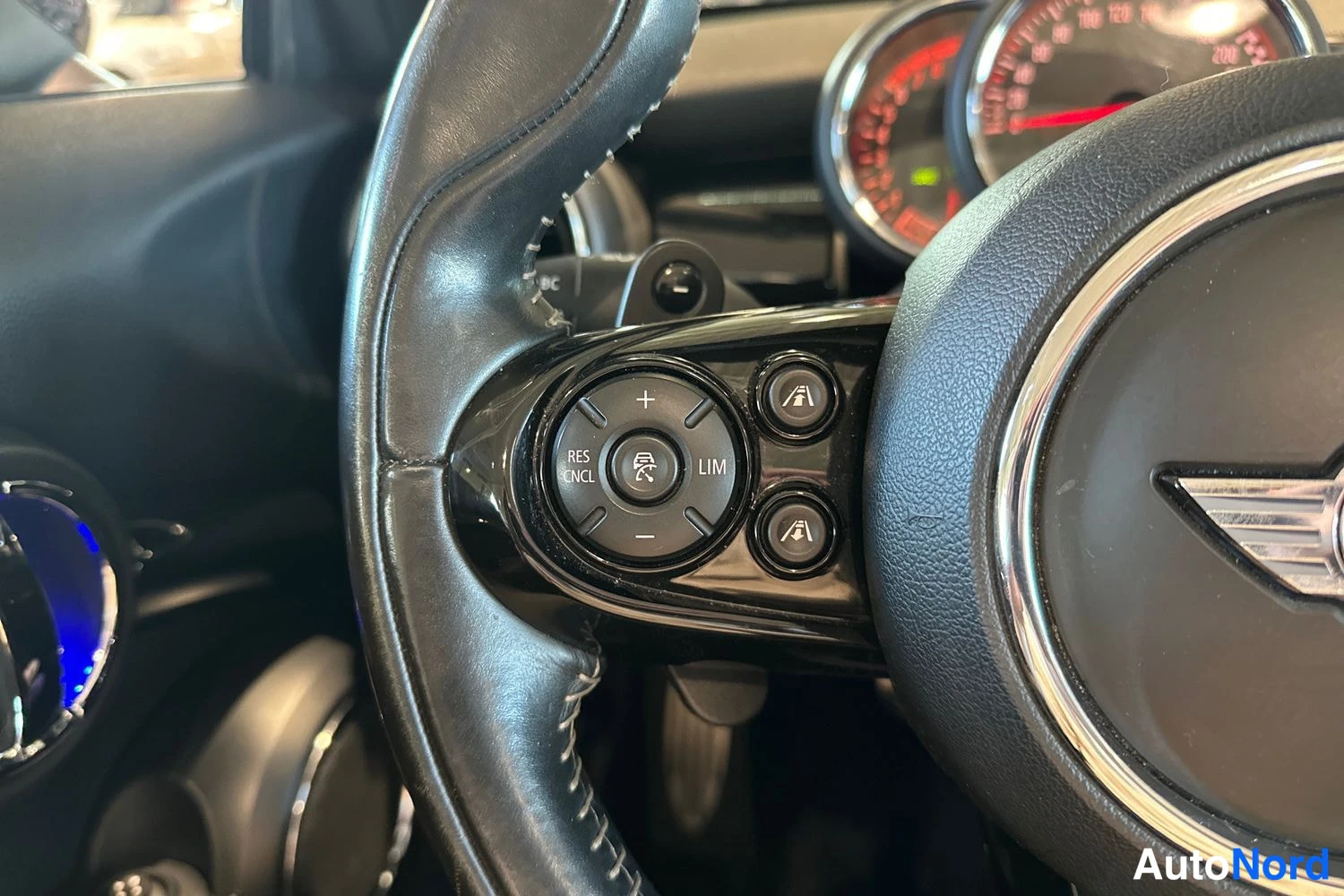 Musta Mini Cooper 2017, yksityiskohta, kuva 25