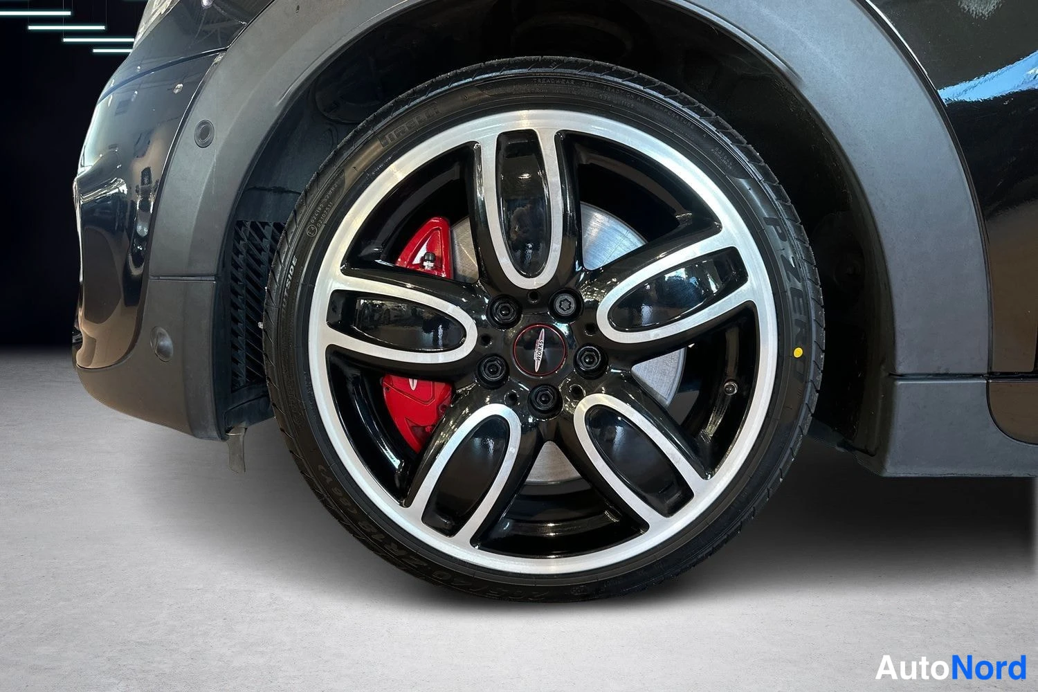 Musta Mini Cooper 2017, yksityiskohta, kuva 17