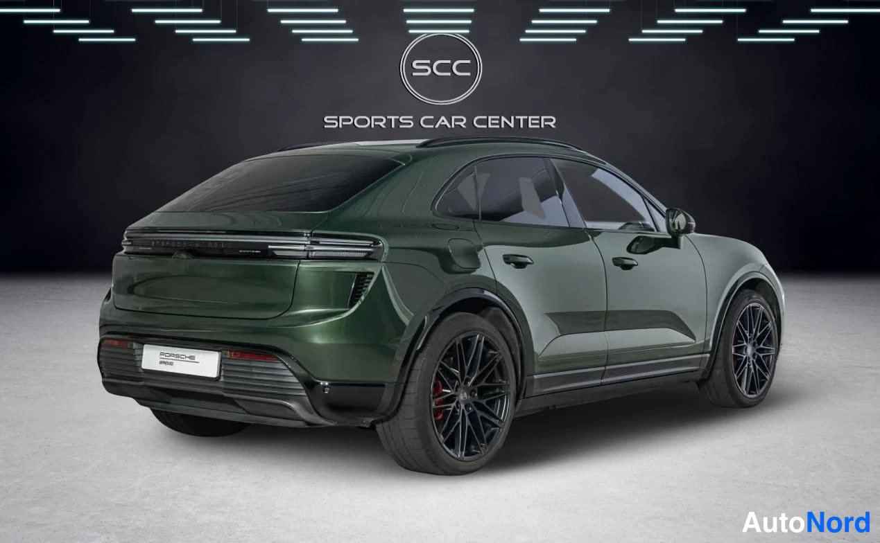 Vihreä Porsche Macan 2024, takaviisto, kuva 4
