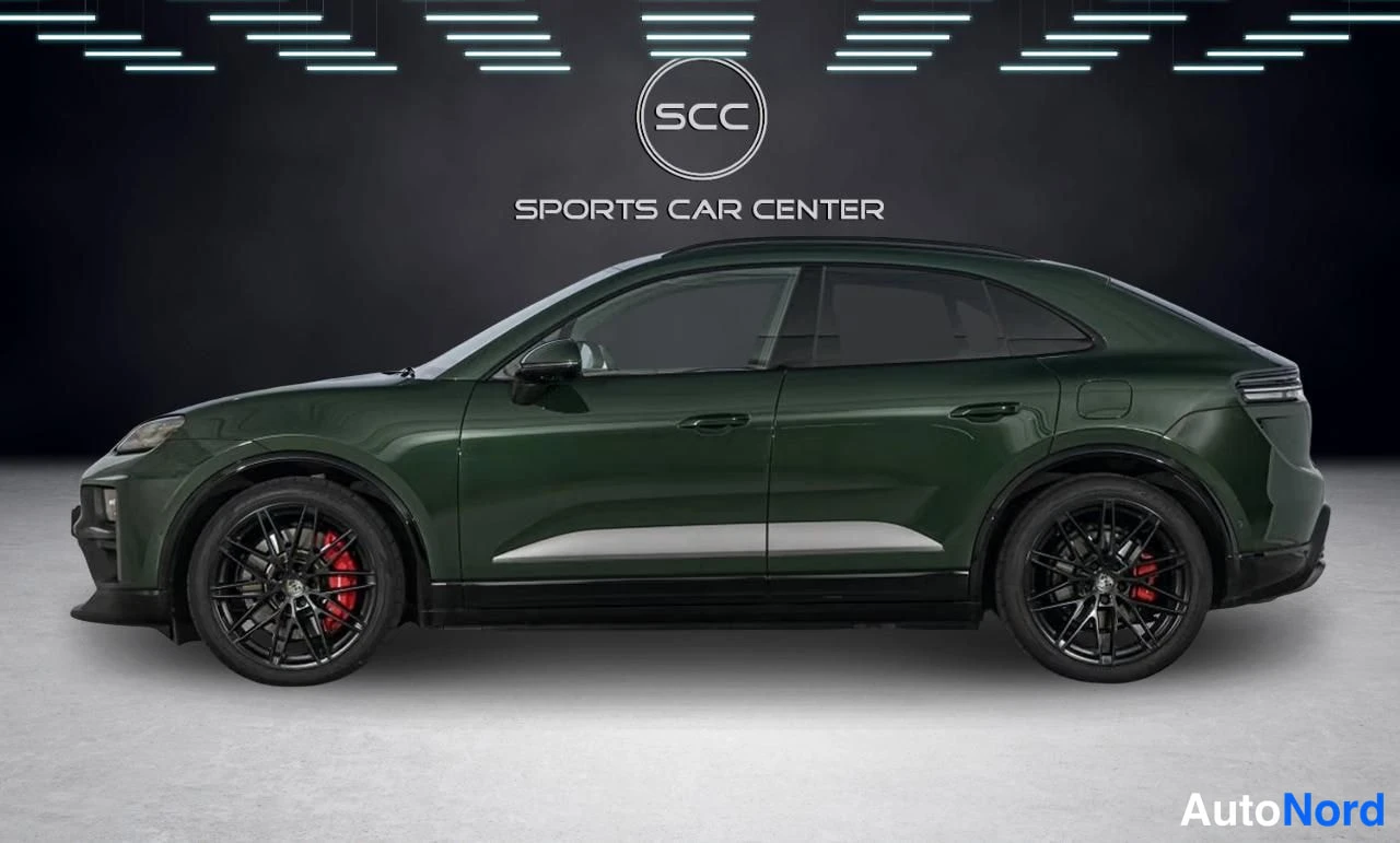 Vihreä Porsche Macan 2024, sivulta, kuva 3