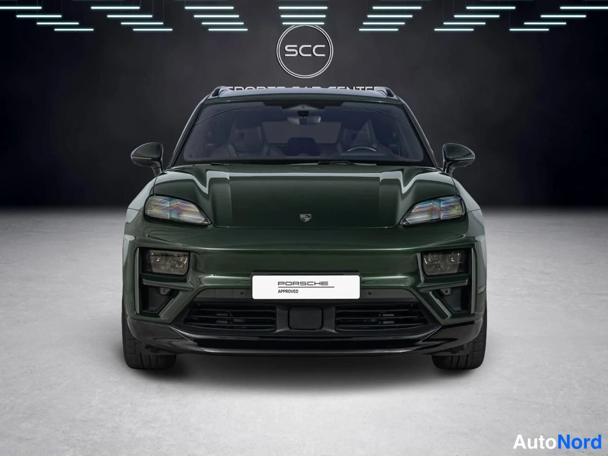 Vihreä Porsche Macan 2024, edestä, kuva 2