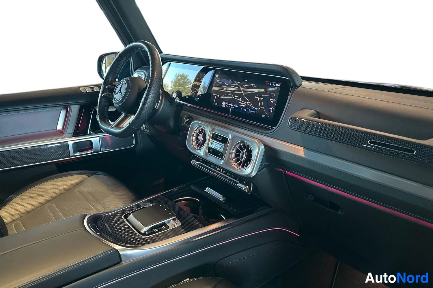 Sininen Mercedes-Benz G 580 4MATIC 2025, ohjaamo, kuva 9