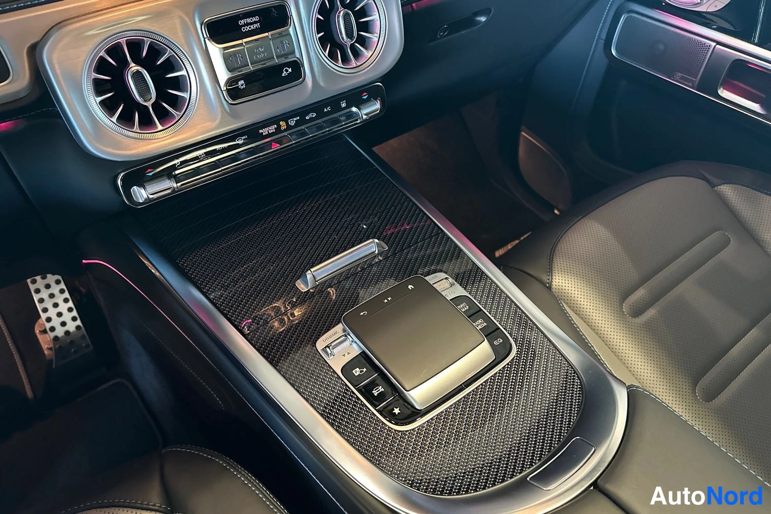 Sininen Mercedes-Benz G 580 4MATIC 2025, yksityiskohta, kuva 13