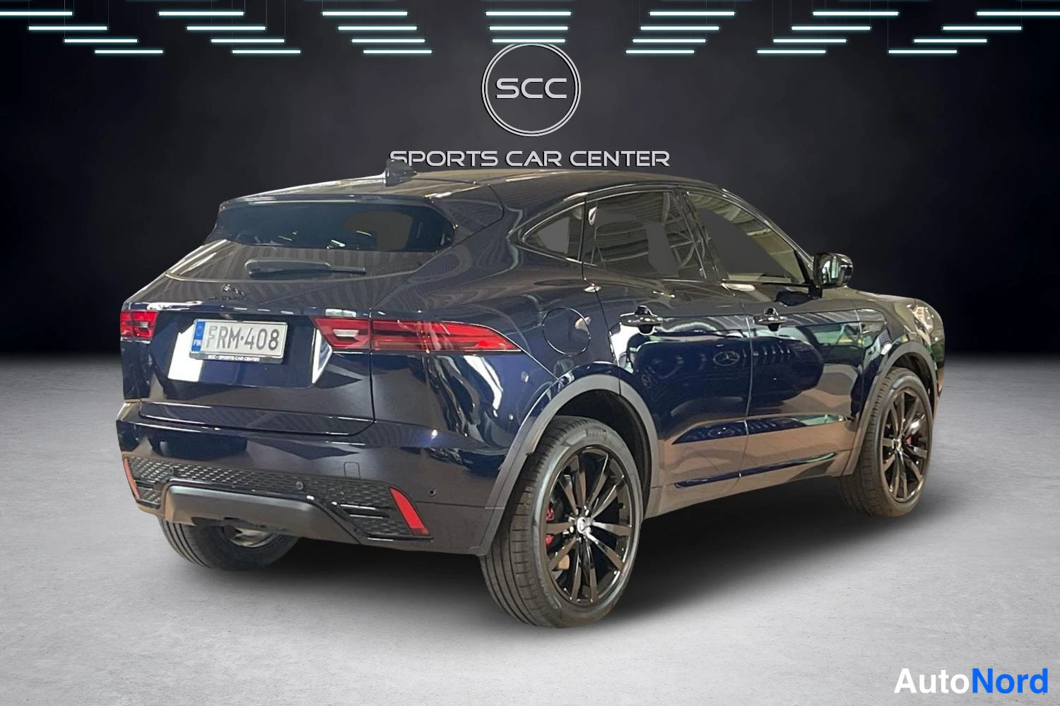 Sininen Jaguar E-Pace 2024, takaviisto, kuva 4
