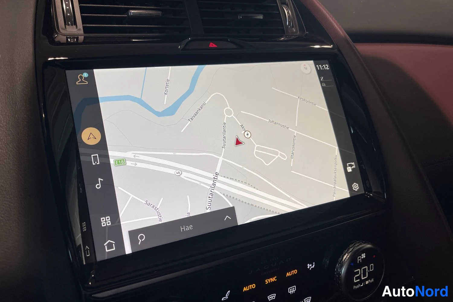 Sininen Jaguar E-Pace 2024, yksityiskohta, kuva 18