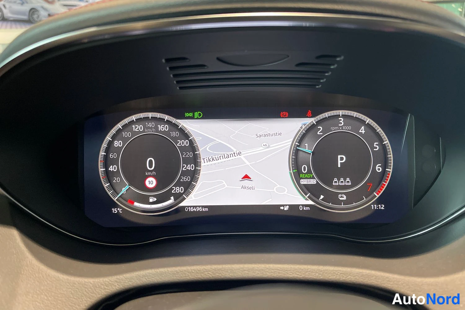 Sininen Jaguar E-Pace 2024, yksityiskohta, kuva 20