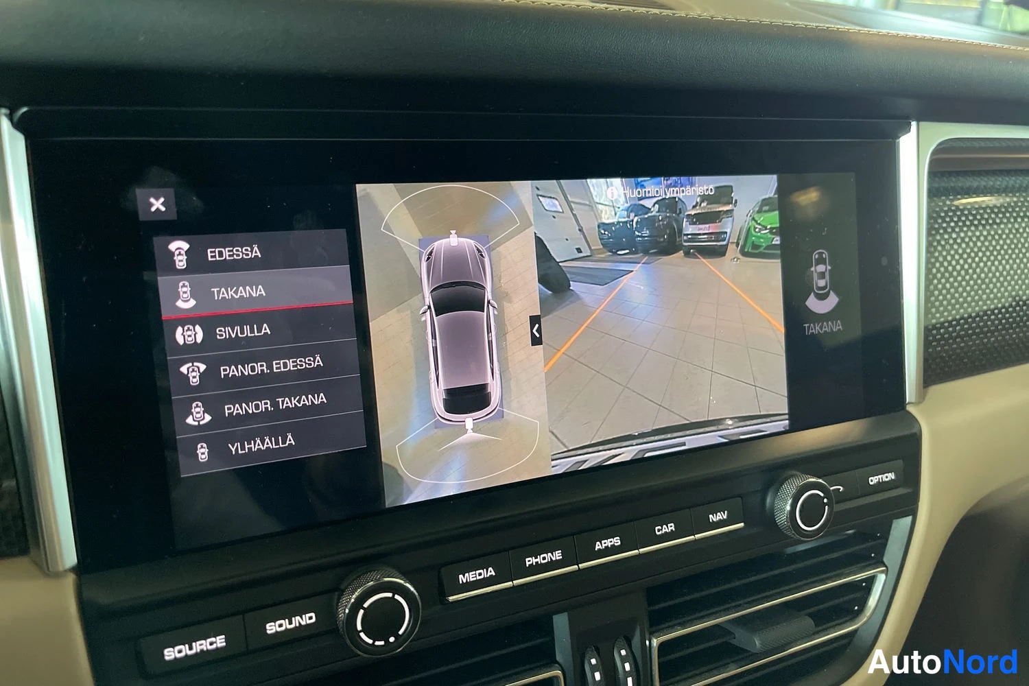 Sininen Porsche Macan 2020, yksityiskohta, kuva 19
