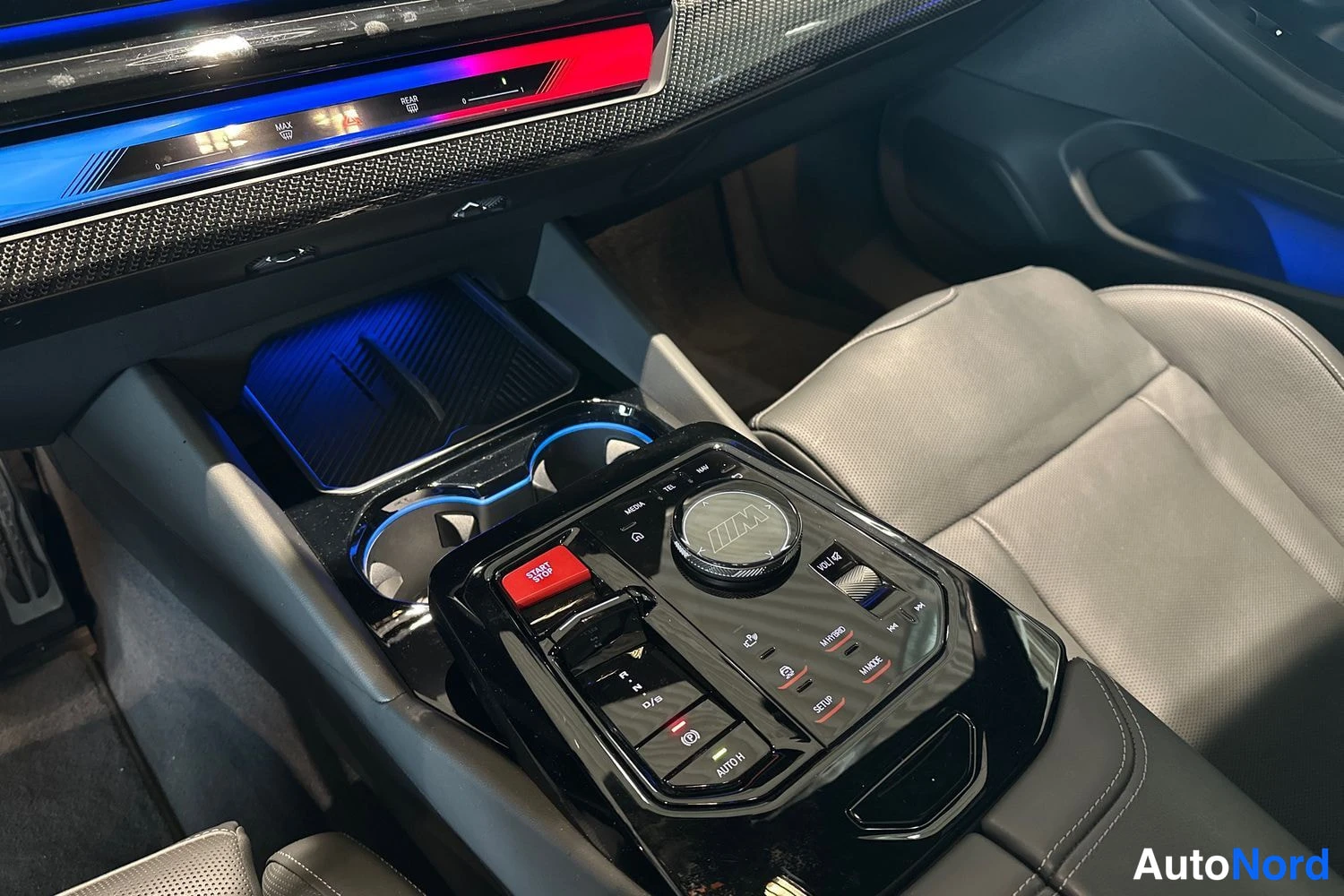 Harmaa BMW M5 2025, yksityiskohta, kuva 15