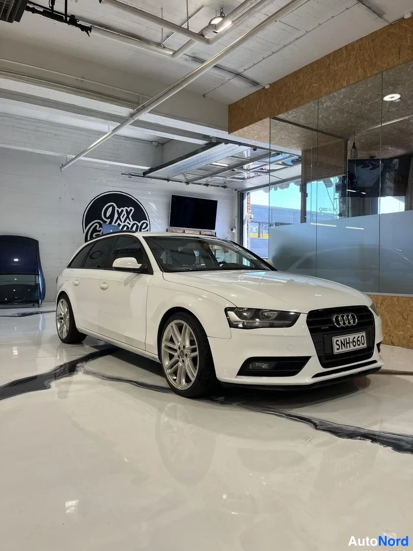 Valkoinen Audi A4 2012, etuviisto, keula vasemmalle, kuva 2