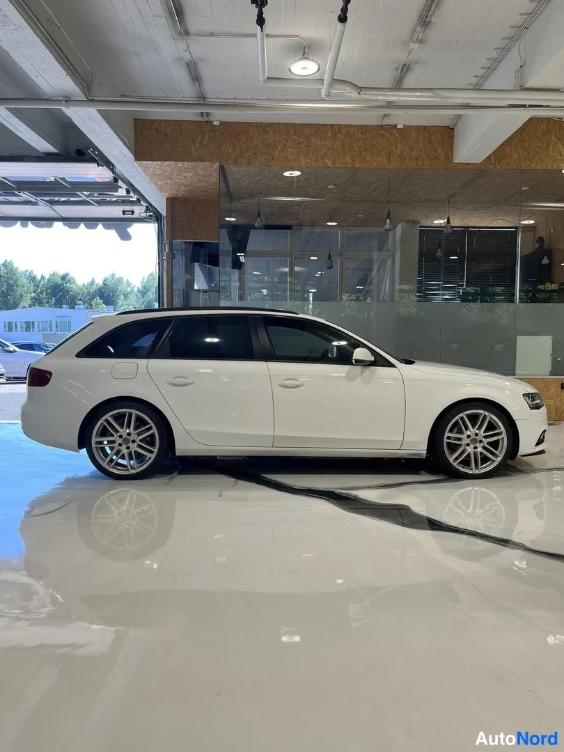Valkoinen Audi A4 2012, sivulta, kuva 4