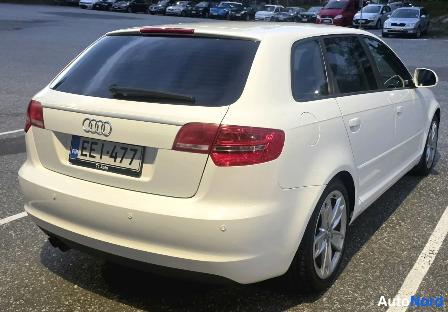 Valkoinen Audi A3 Sportback 2009, takaviisto, kuva 14