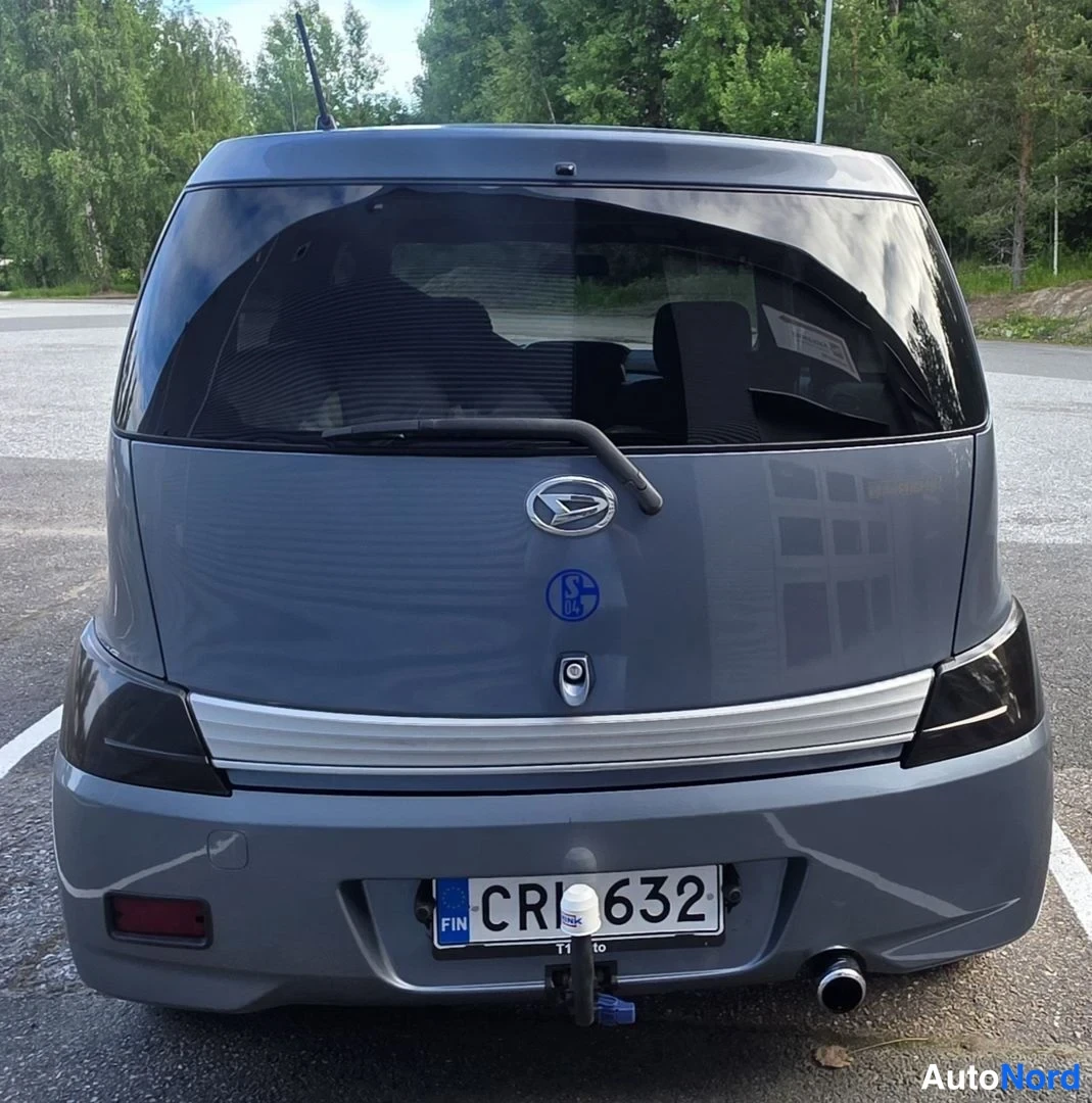 Harmaa Daihatsu Materia 2008, takaa, kuva 18