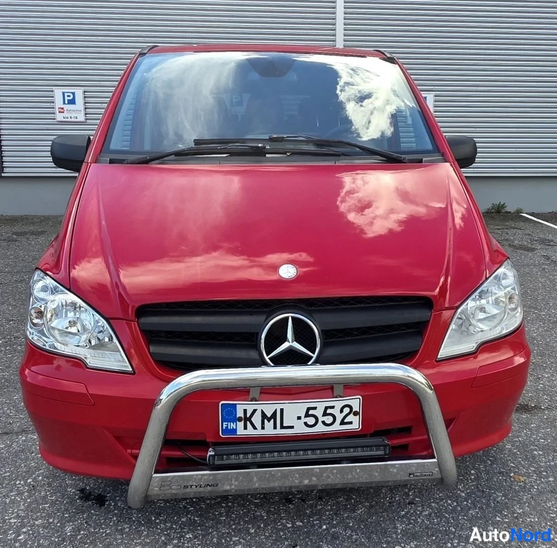 Punainen Mercedes-Benz Vito 116 CDI 2013, edestä, kuva 10
