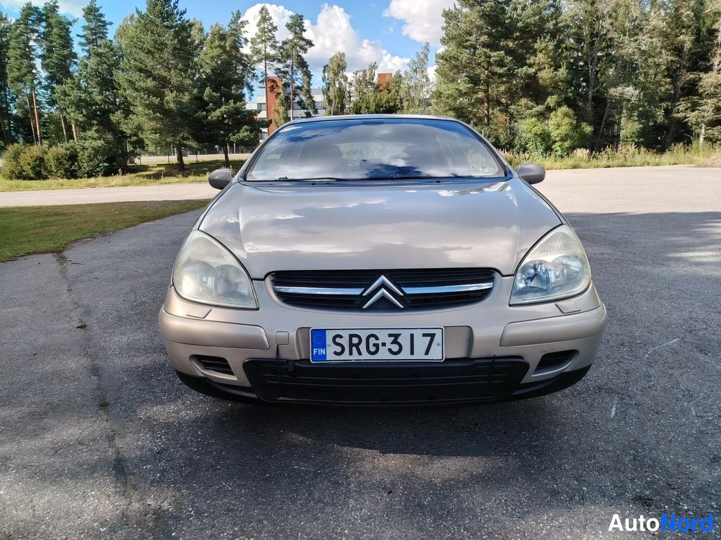 Beige Citroen C5 2004, edestä, kuva 3
