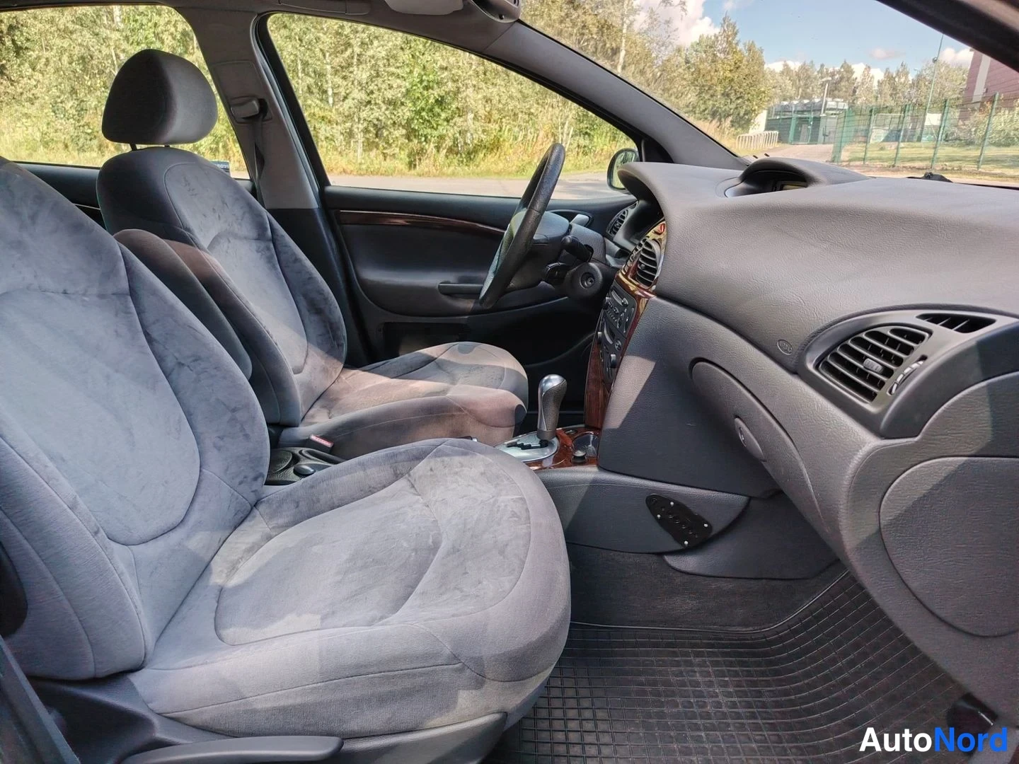 Beige Citroen C5 2004, etuistuimet, kuva 13