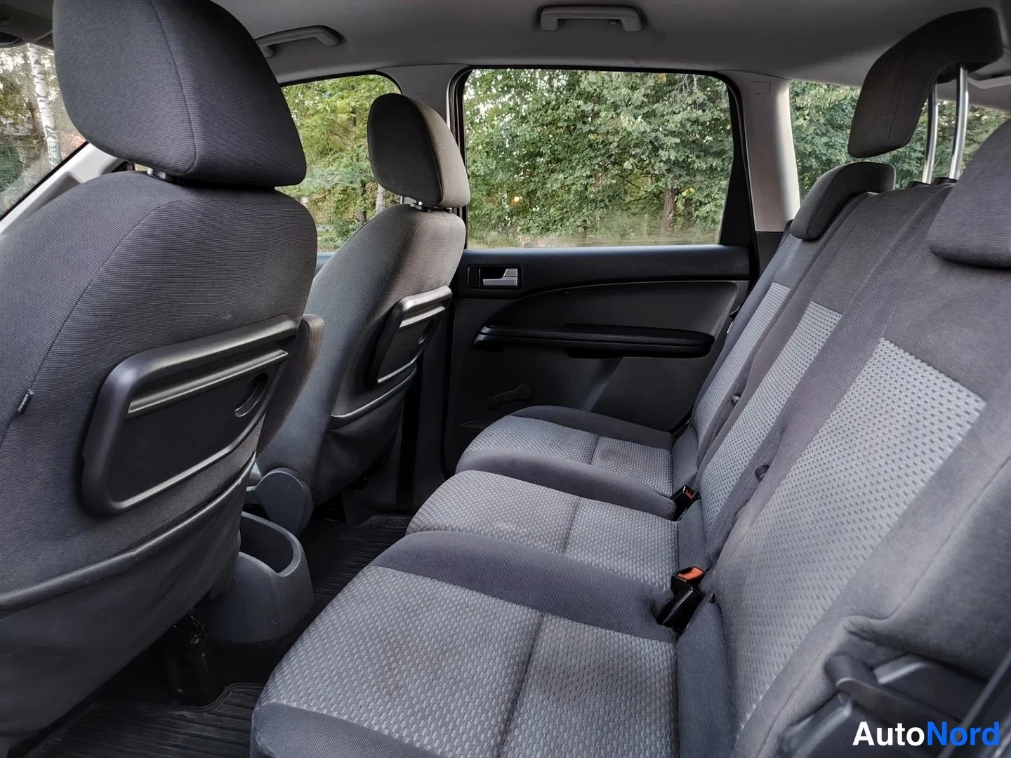Sininen Ford C-Max 2006, takaistuimet, kuva 14