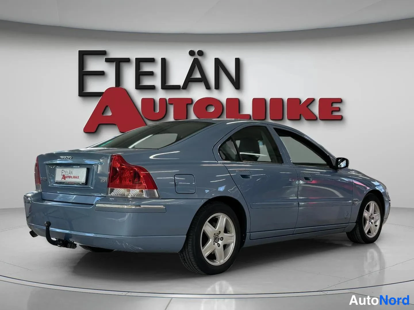 Sininen Volvo S60 2005, takaviisto, kuva 7