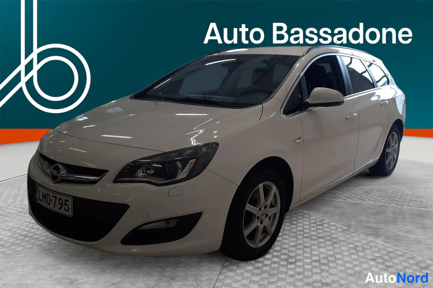Opel Astra Sports Tourer Drive 2014