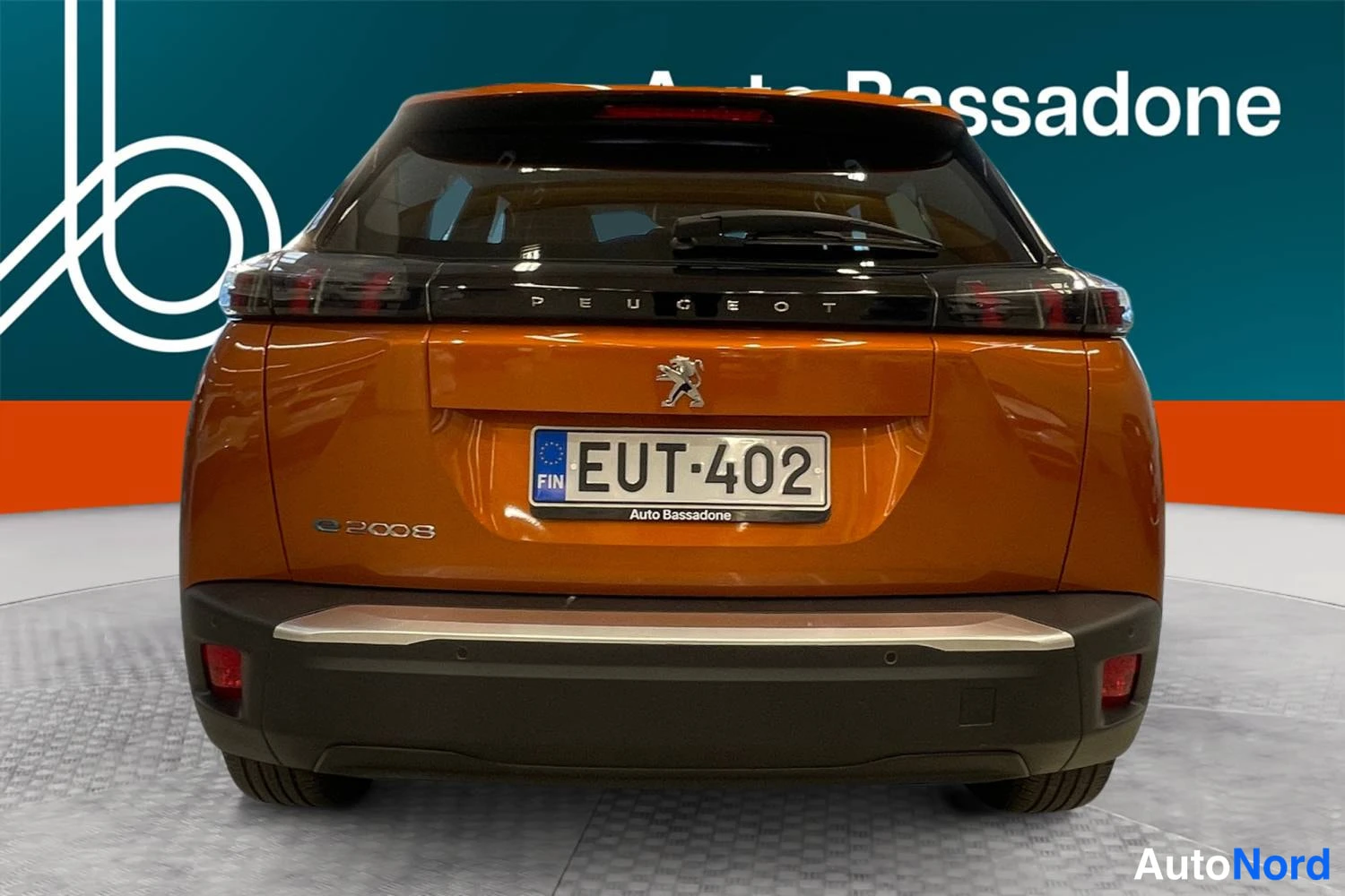 Oranssi Peugeot E-2008 2023, takaa, kuva 8