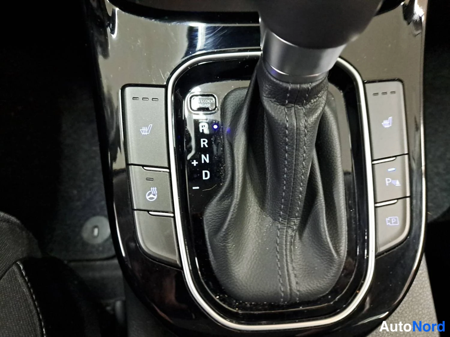 Harmaa Hyundai I30 2025, yksityiskohta, kuva 21