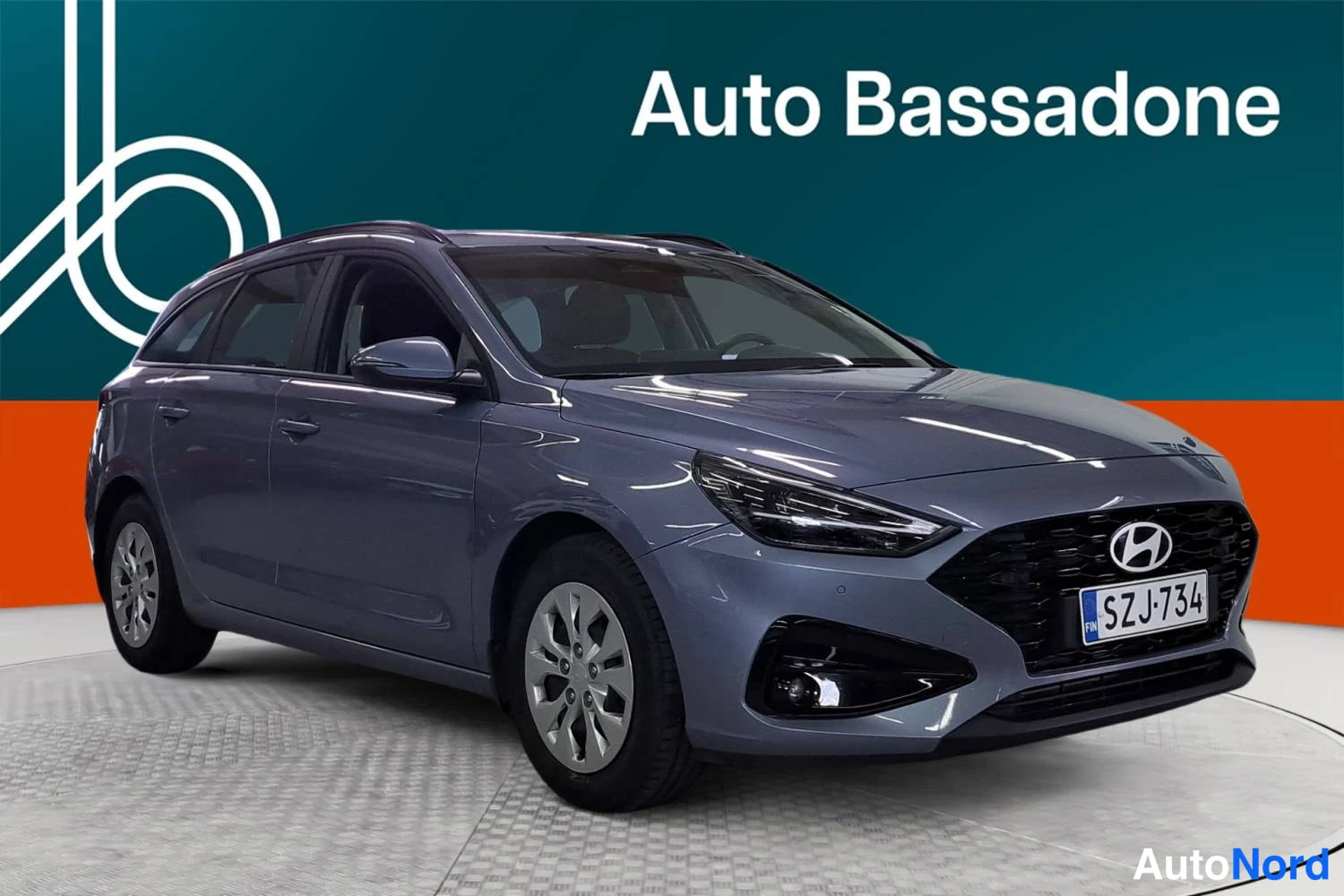 Harmaa Hyundai I30 2025, etuviisto, keula oikealle, kuva 2