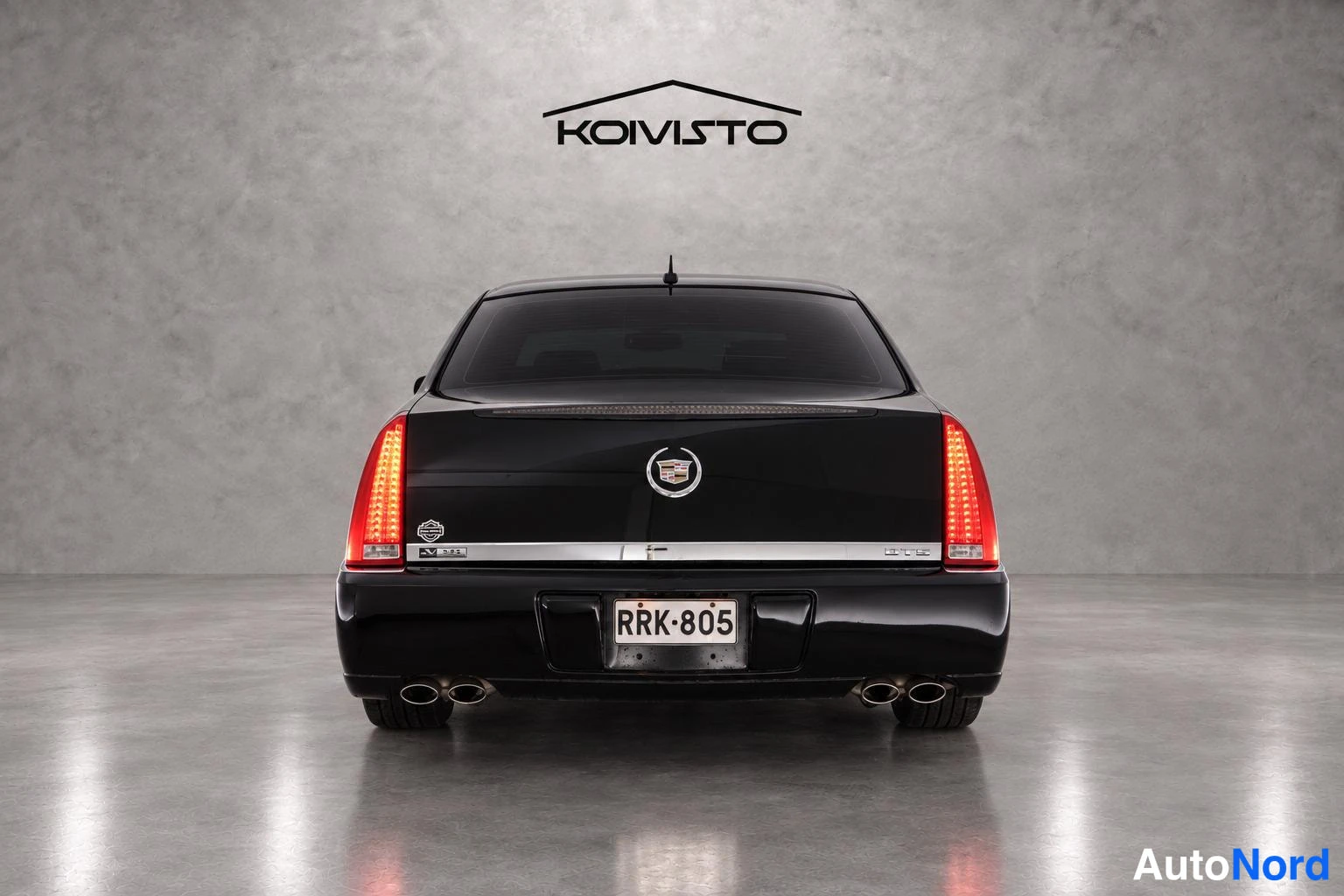 Musta Cadillac DTS 2005, takaa, kuva 8