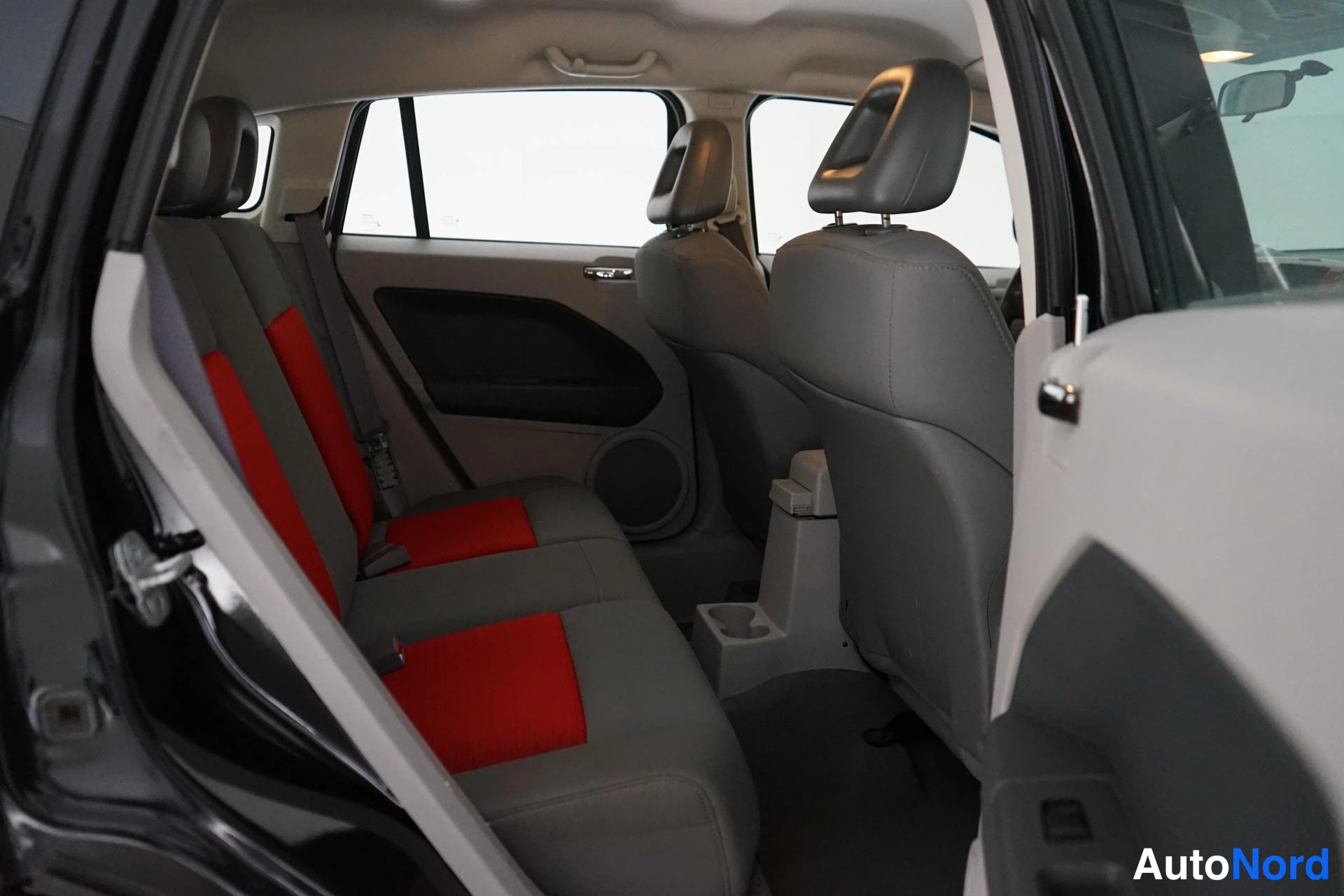 Musta Dodge Caliber 2007, takaistuimet, kuva 11