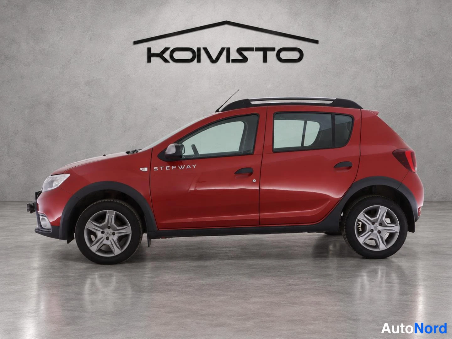 Punainen Dacia Sandero 2017, etuviisto, keula vasemmalle, kuva 2