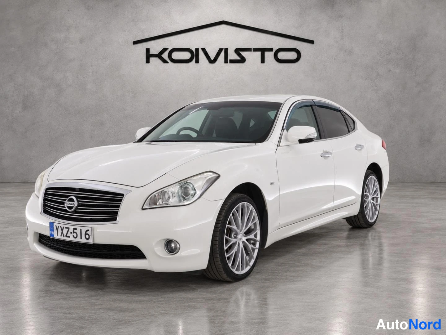 Nissan Fuga 2009