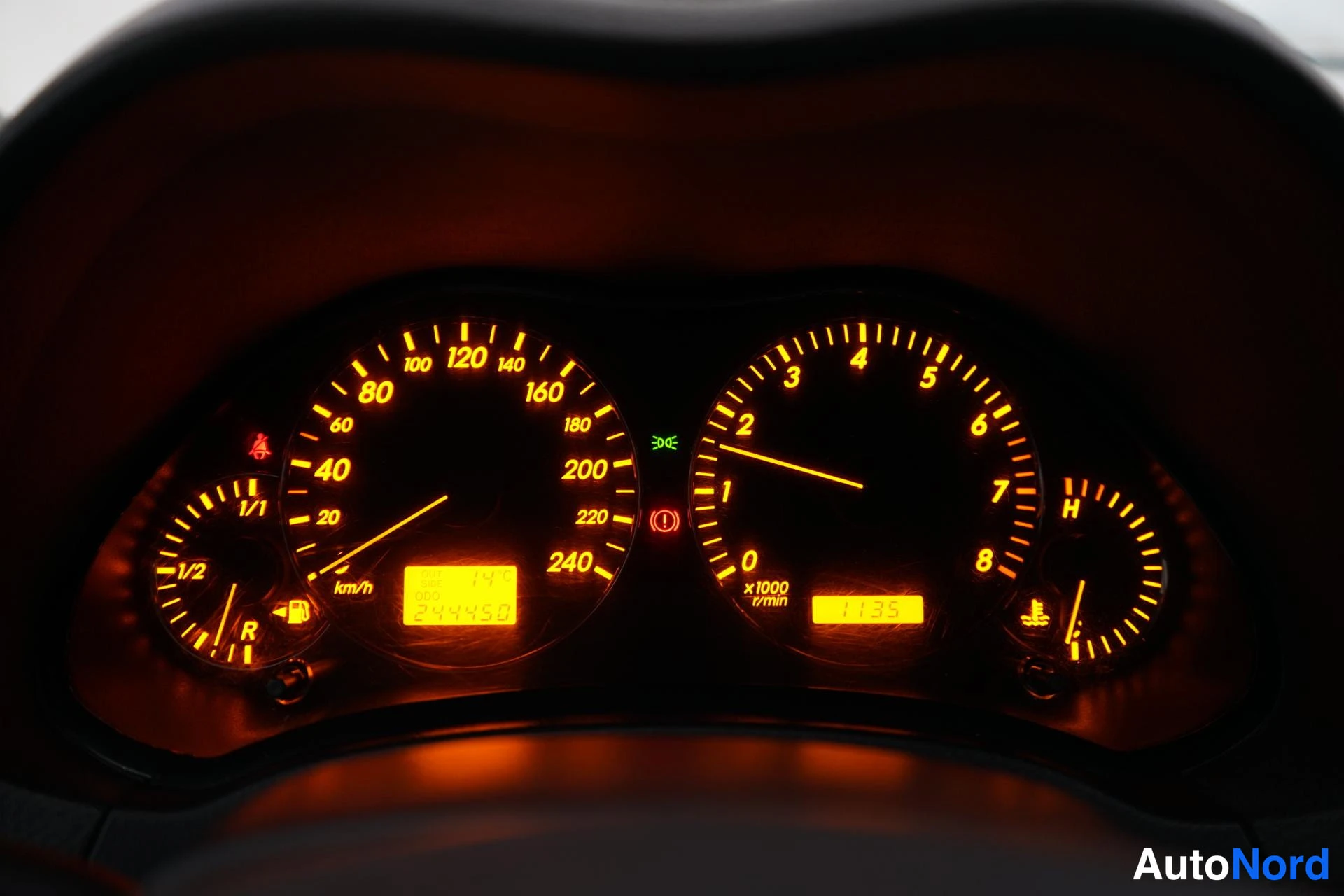 Beige Toyota Avensis 2006, yksityiskohta, kuva 11